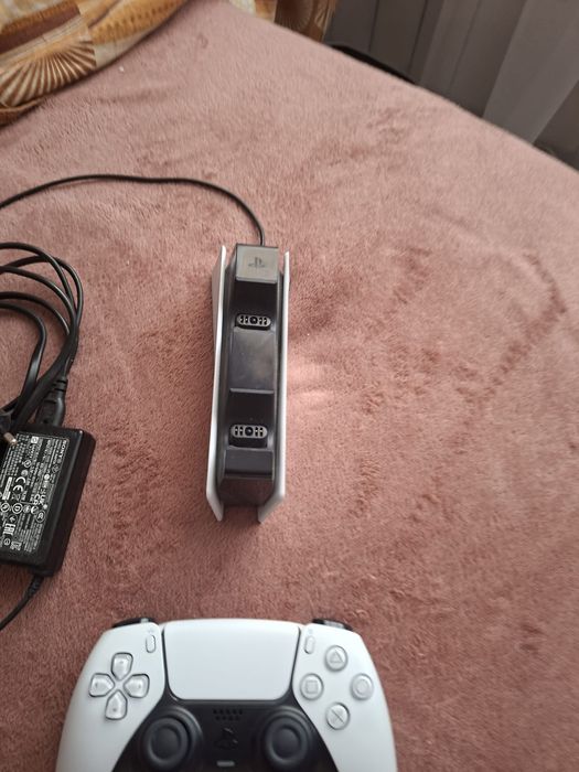 Controller ps5 alb origonal si dualsense charghing sony