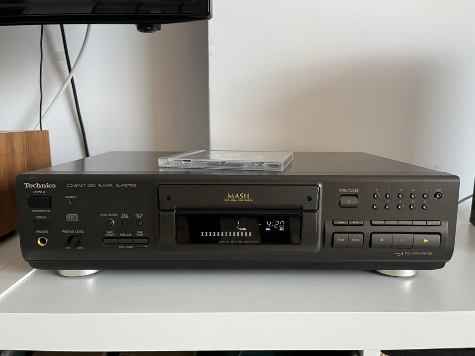CD Player Technics SL-PS770D