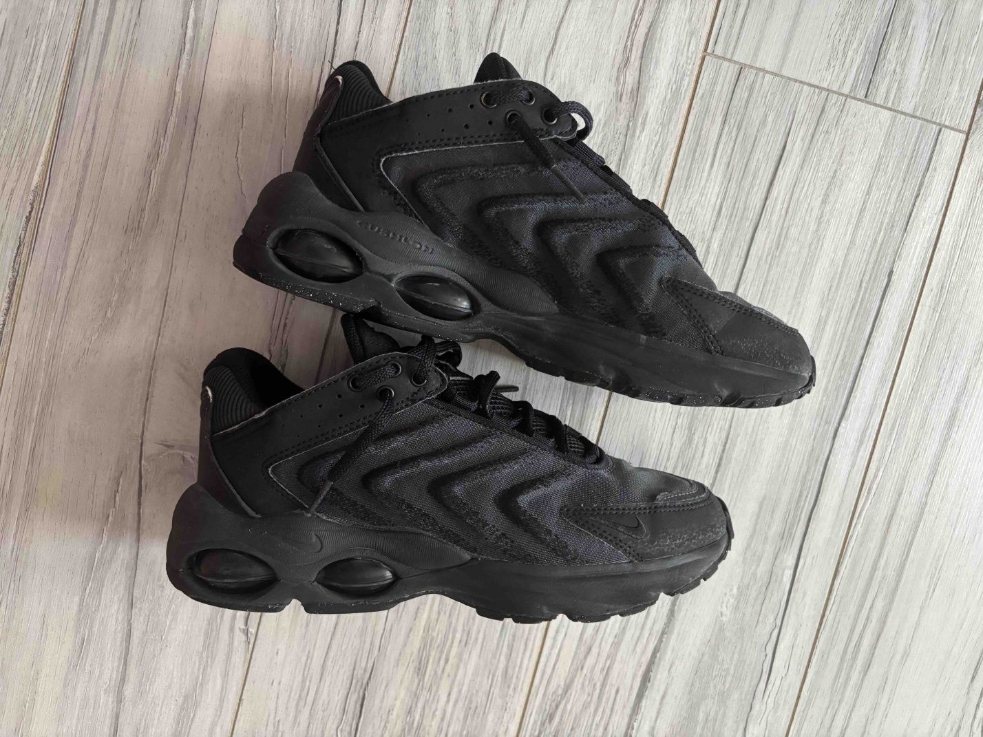 Мъжки маратонки  NIKE TW