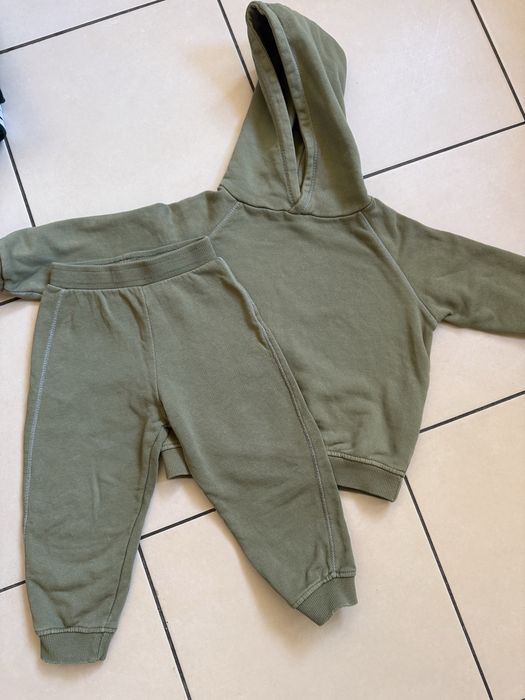 Комплект из худи и брюк из мягкой ткани 18-24, 2-3 года 92 см