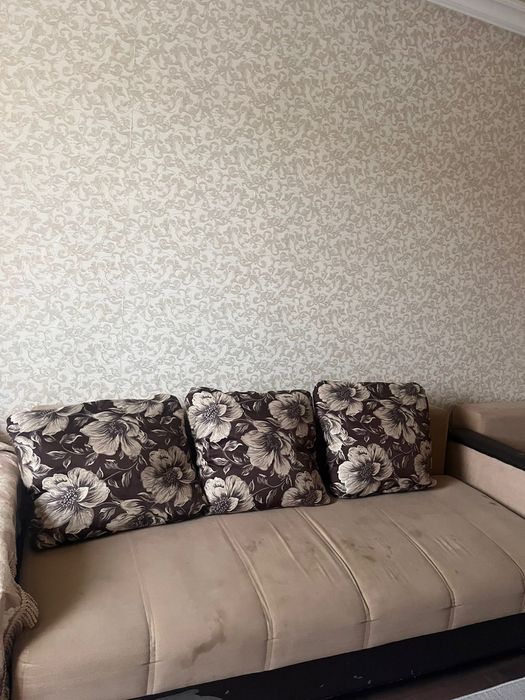 Продам диван БУ 5м