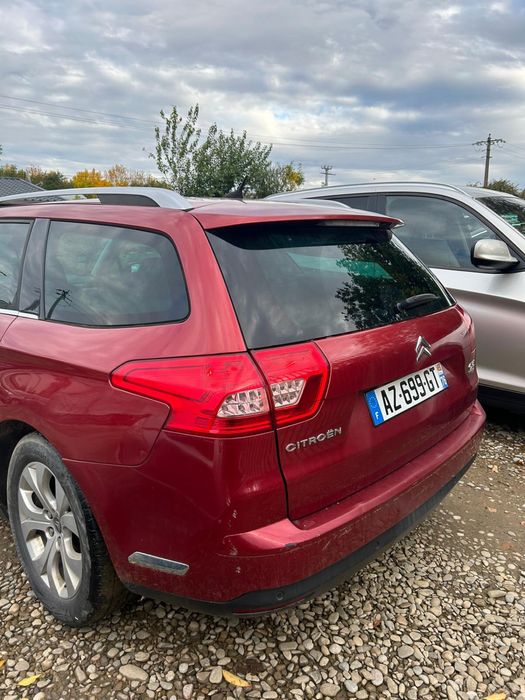 Far stânga Citroen C5 2009