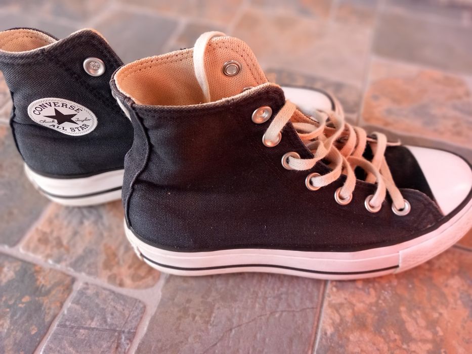 Teniși înalți "Converse"pentru fata