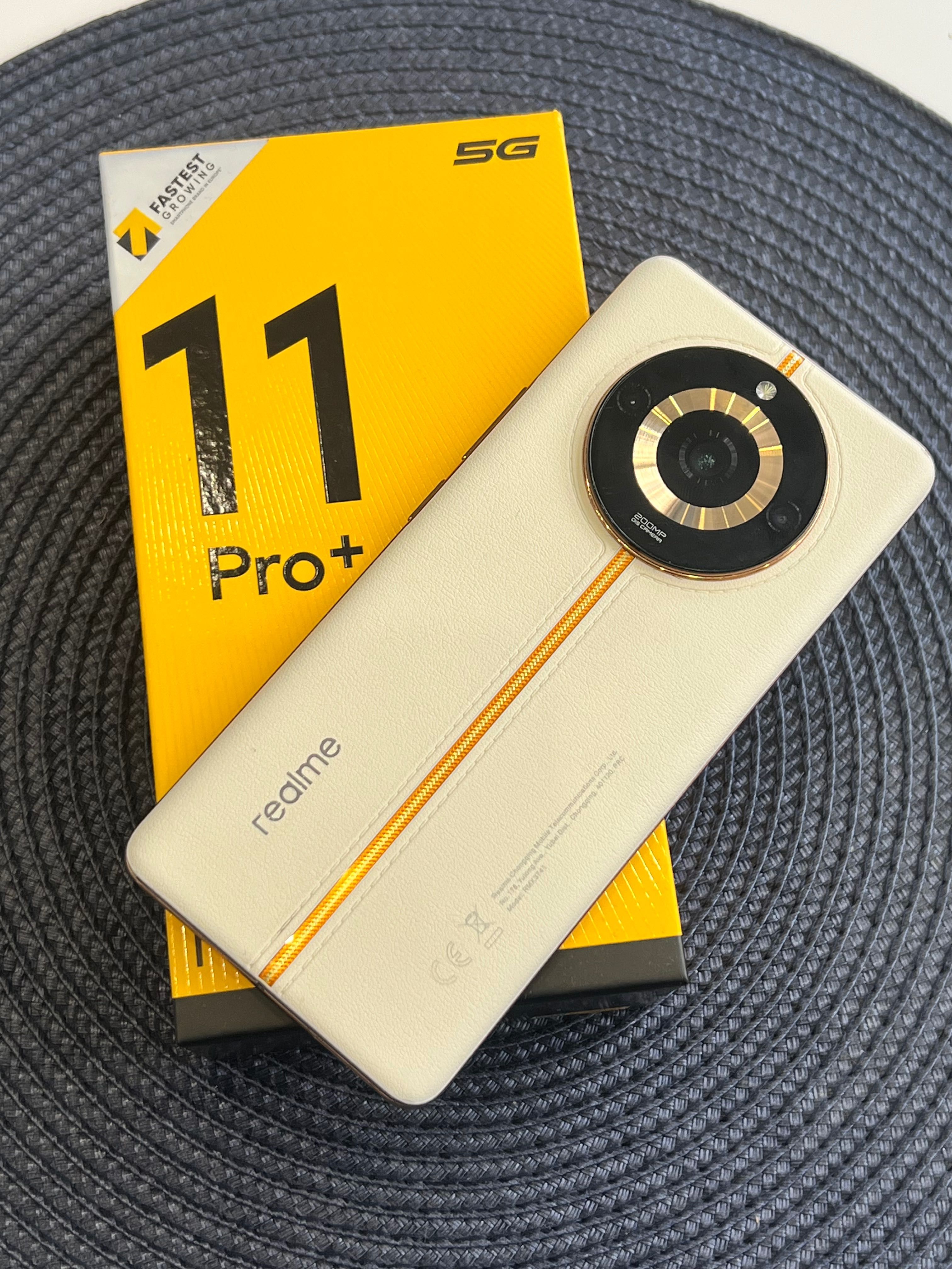 Употребяван Realme Note 11 Pro Plus 5G 512 GB/12 GB + гаранция