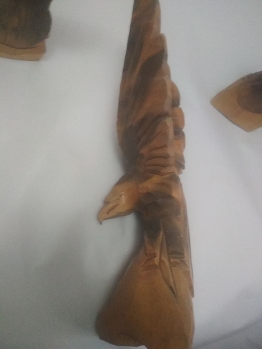 Продам 3 деревянные статуэтки орлов
