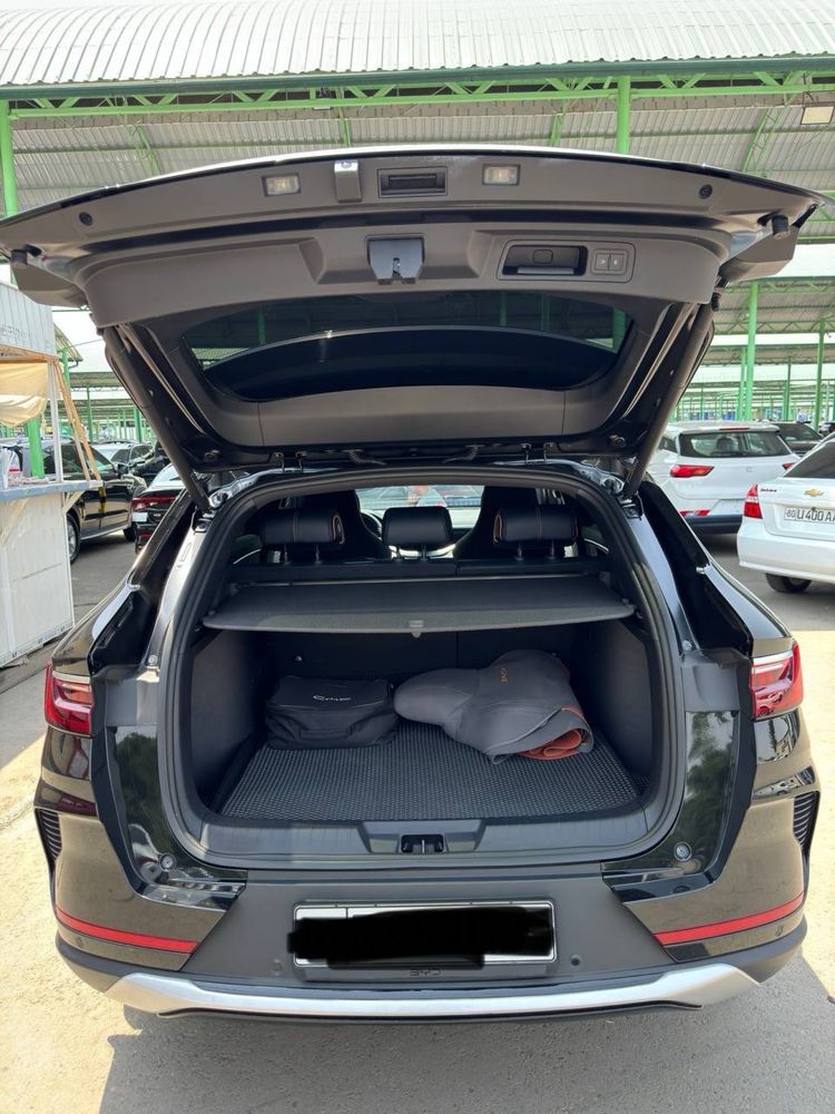 Byd  Song Plyus ghybrd 2 pozitsiya 20.000 km yurgan Toza