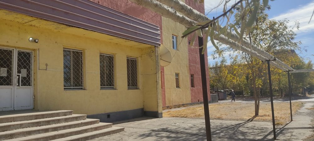 Сдам в аренду пол здания