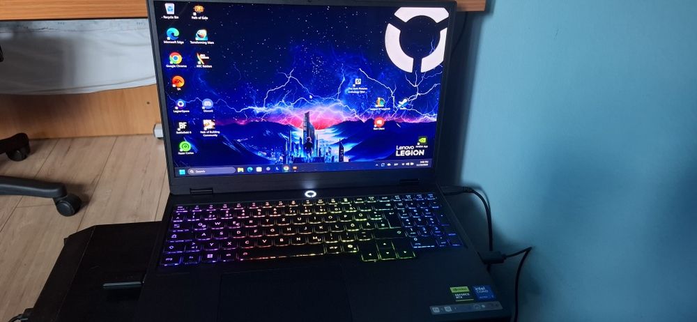 Гейминг лаптоп Lenovo Legion 5i15