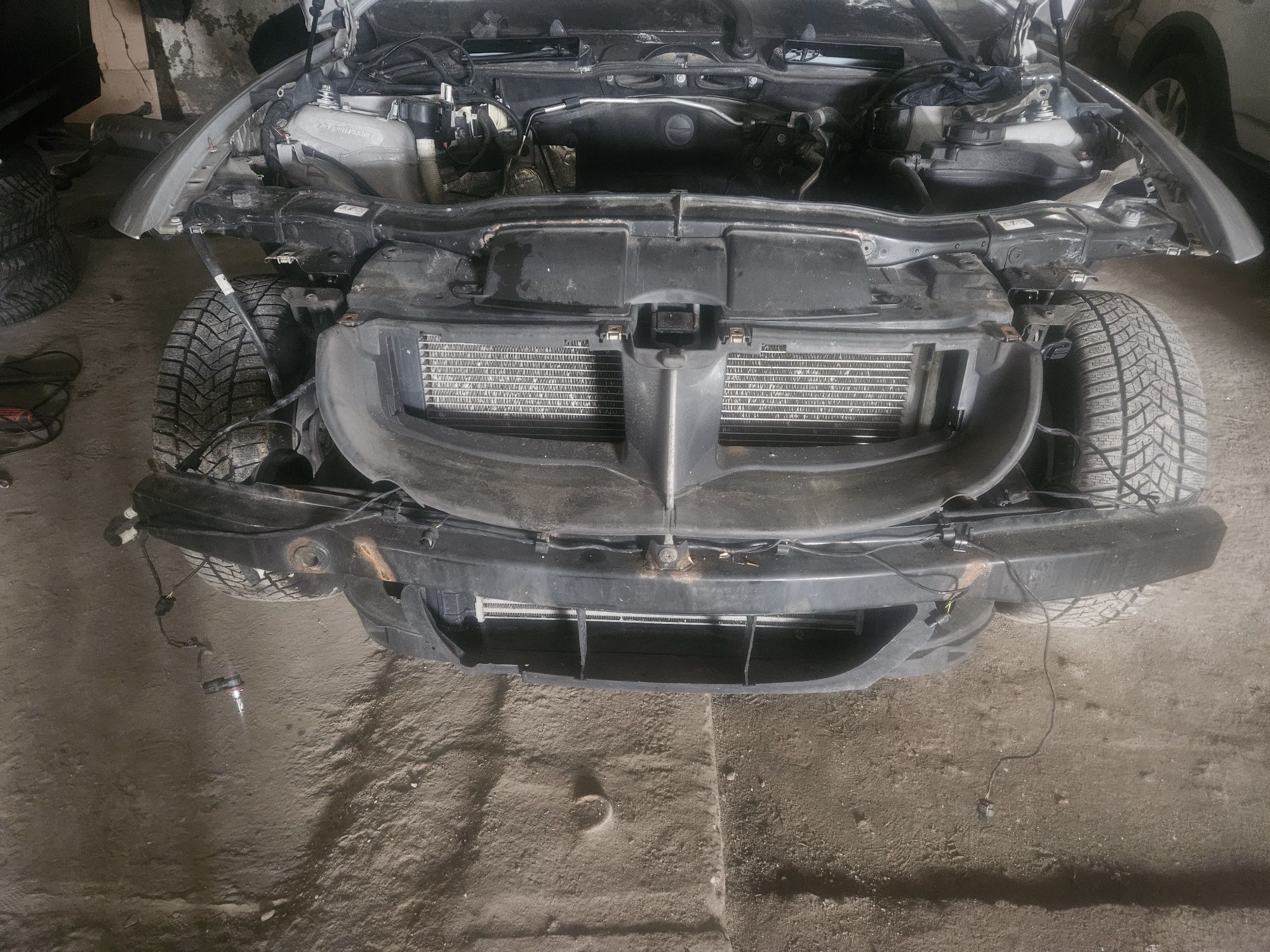 Trager față cu armătură BMW E90 E91 e92