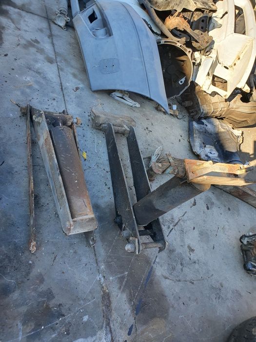 Vand sistem basculare fara pompă sistem furca Iveco ford Mercedes lt