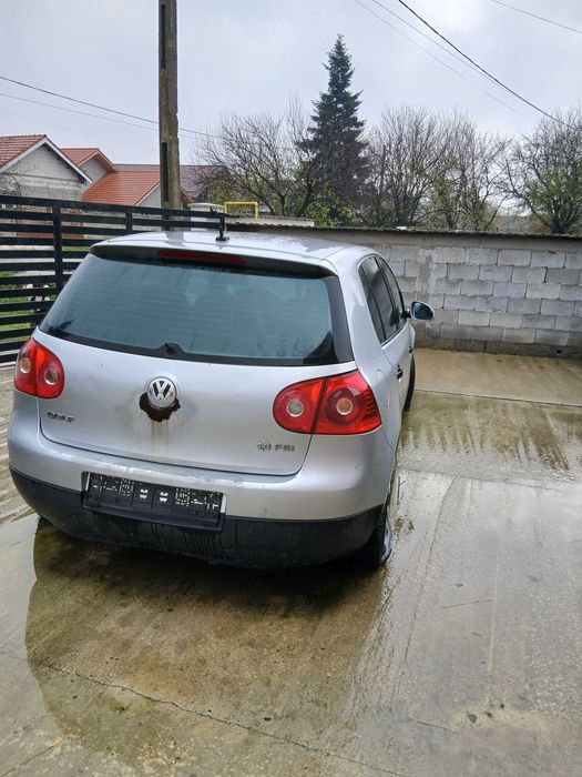 Vand golf 5  16 fsi  cutie 6 trepte