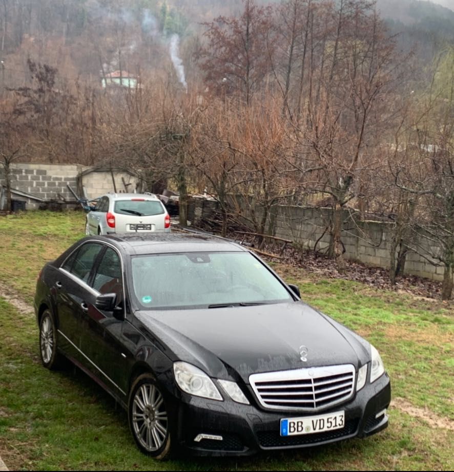 E350 cdi 4Matic Панорама Кожа  Надуване Пружини от Германия без ръжди!