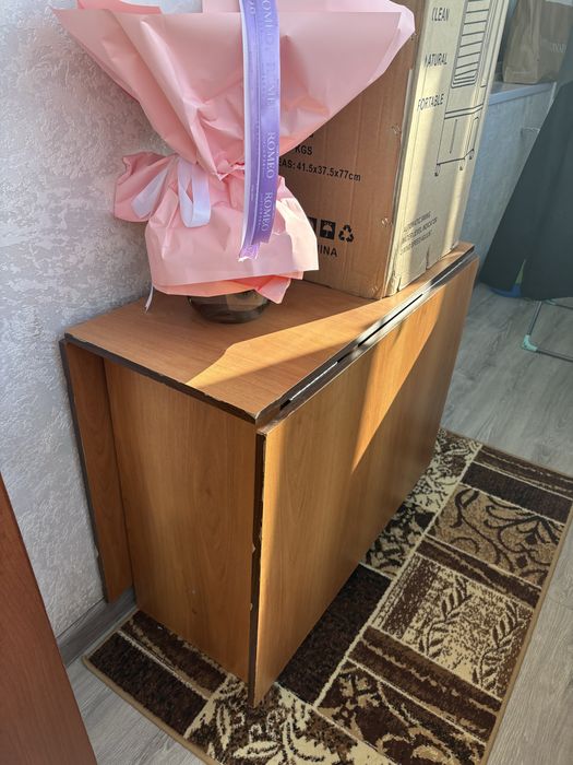 Стол трансформер гостиный