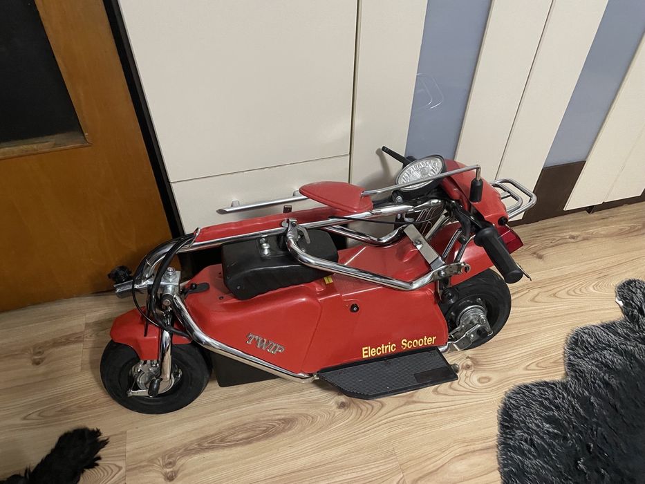 Scuter electric/Twip/piaggio