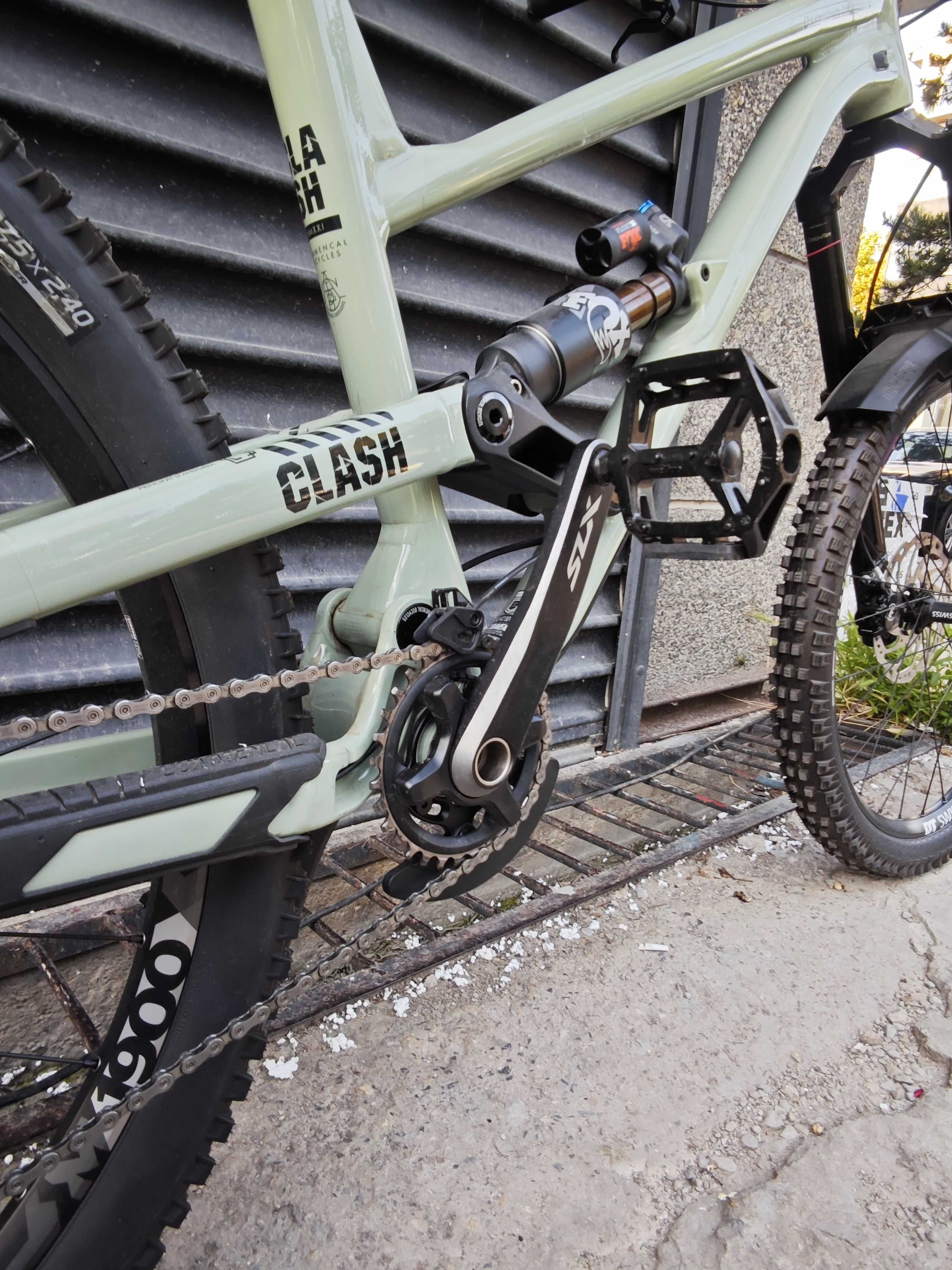 Commencal Clash 2021
