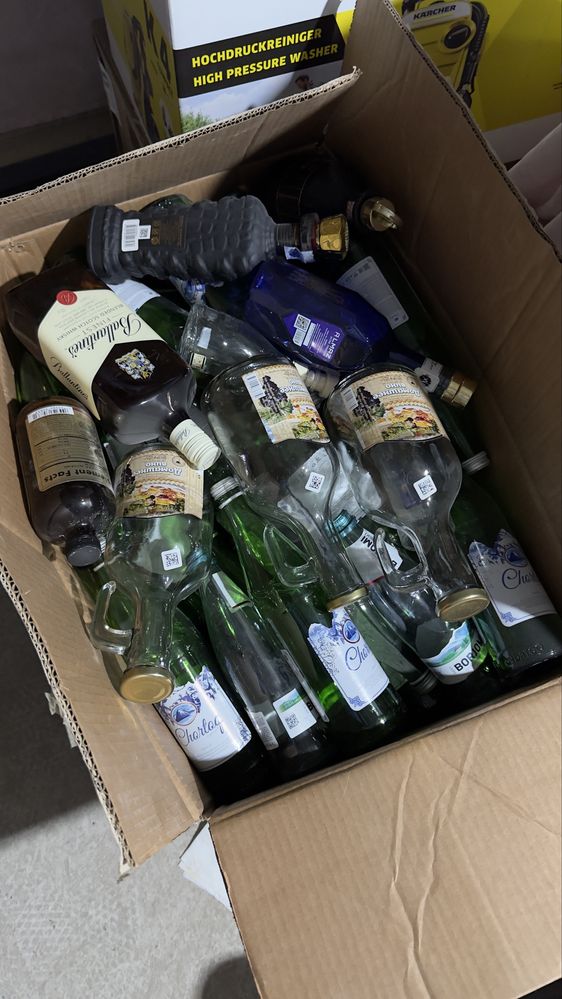 Пустые Бутылки из Воды и др.