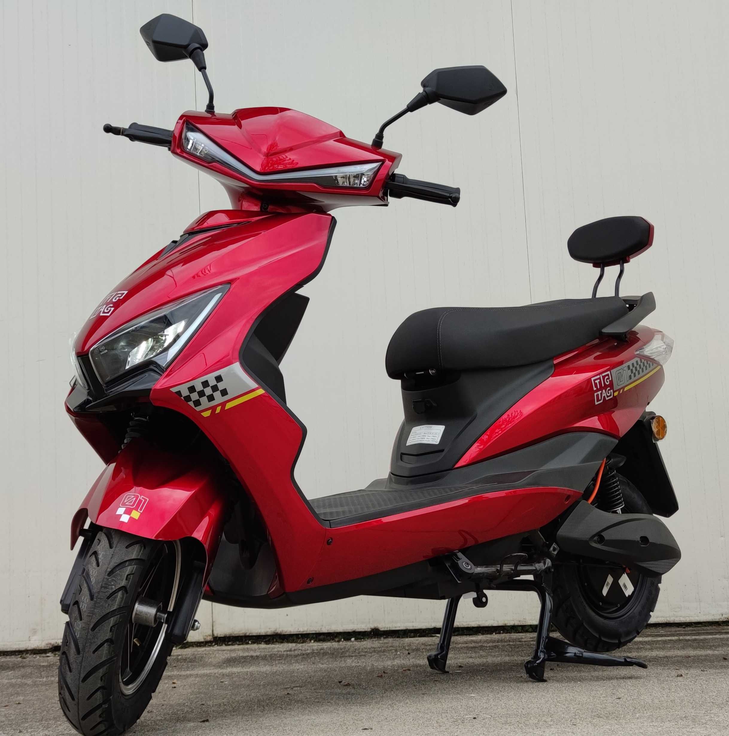 Електрически скутер EcoWay модел ZG-S 2000W винено червен