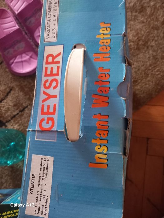 Aparat Geyser varianta combinată duș + chiuveta