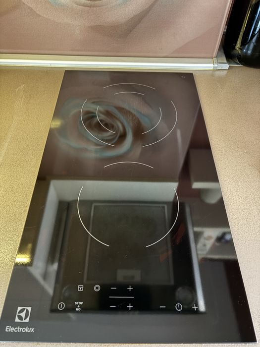 Electrolux  Двойка ел. Плот за вграждане