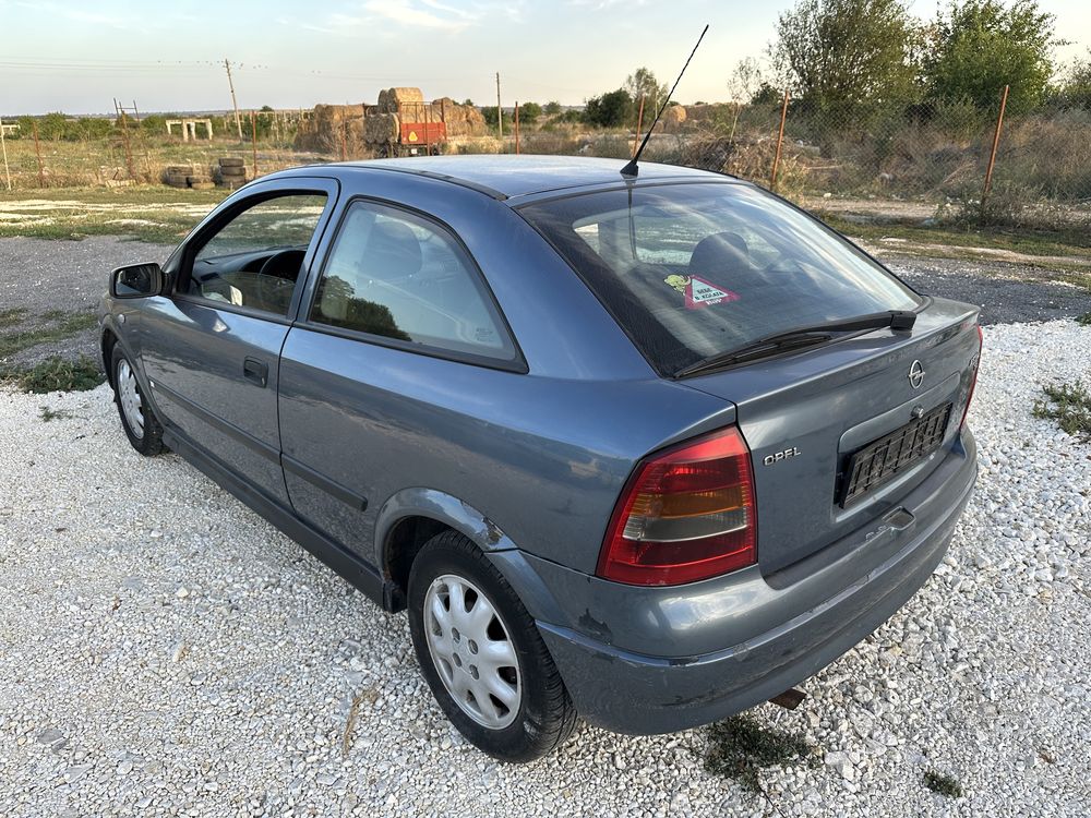 Opel Astra G на части