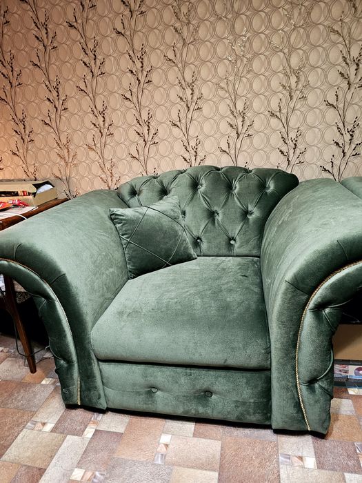 Комплект диван и кресло