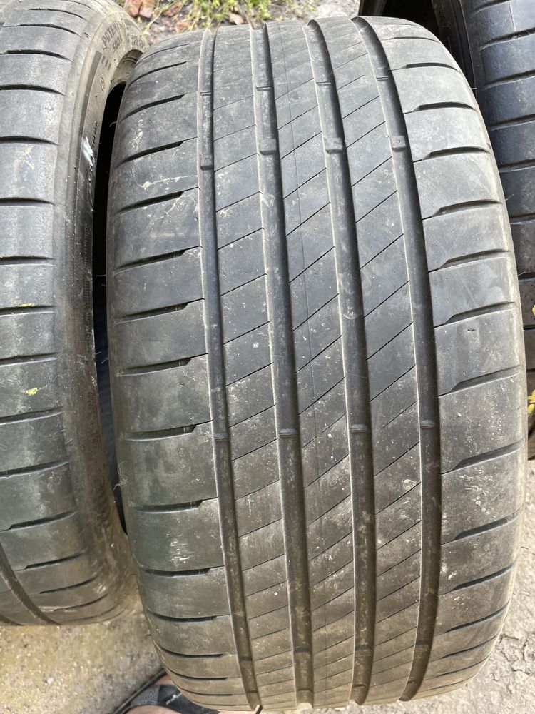 Гуми BRIDGESSTONE 235/35/19
