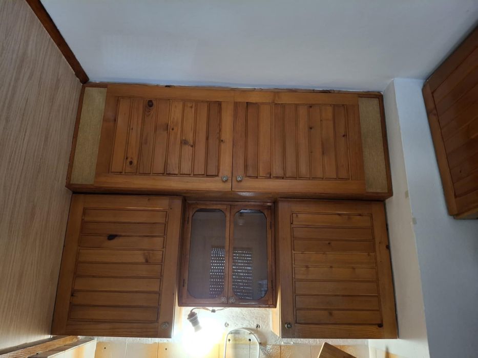 Продавам обзавеждане