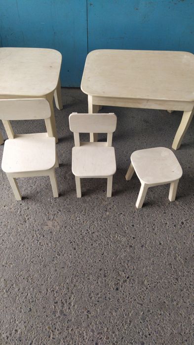 Продам табуретки детские столы стулья