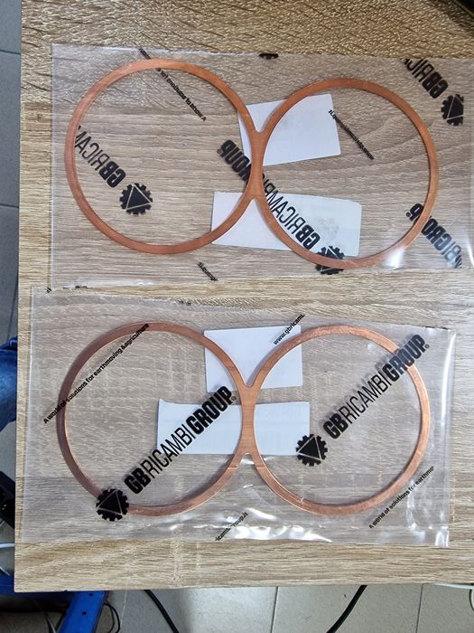 Inel inele camasa tractor fiat 315 pe original preț 140 lei buc pentru