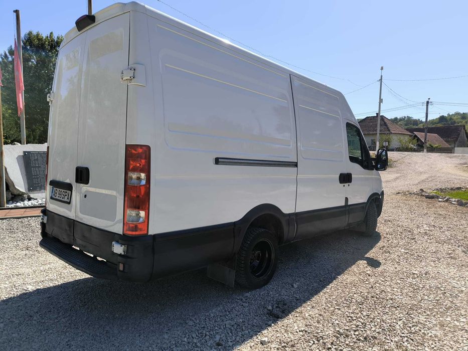 Vând IVECO Daily 35C15, 8000 Euro-TVA inclus & deductibil!