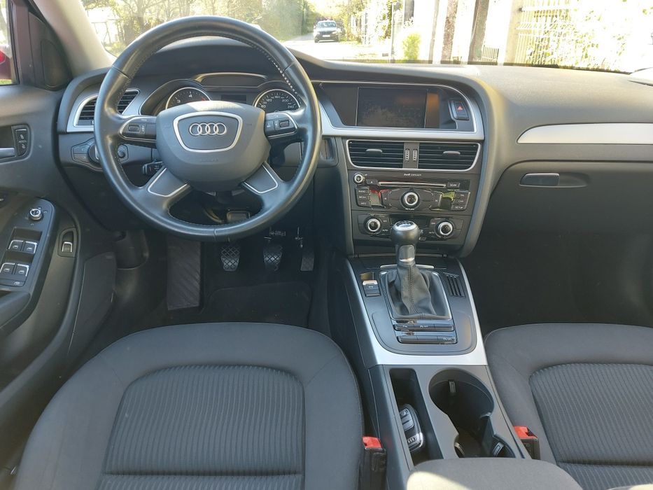 Vând Audi A4 euro 6