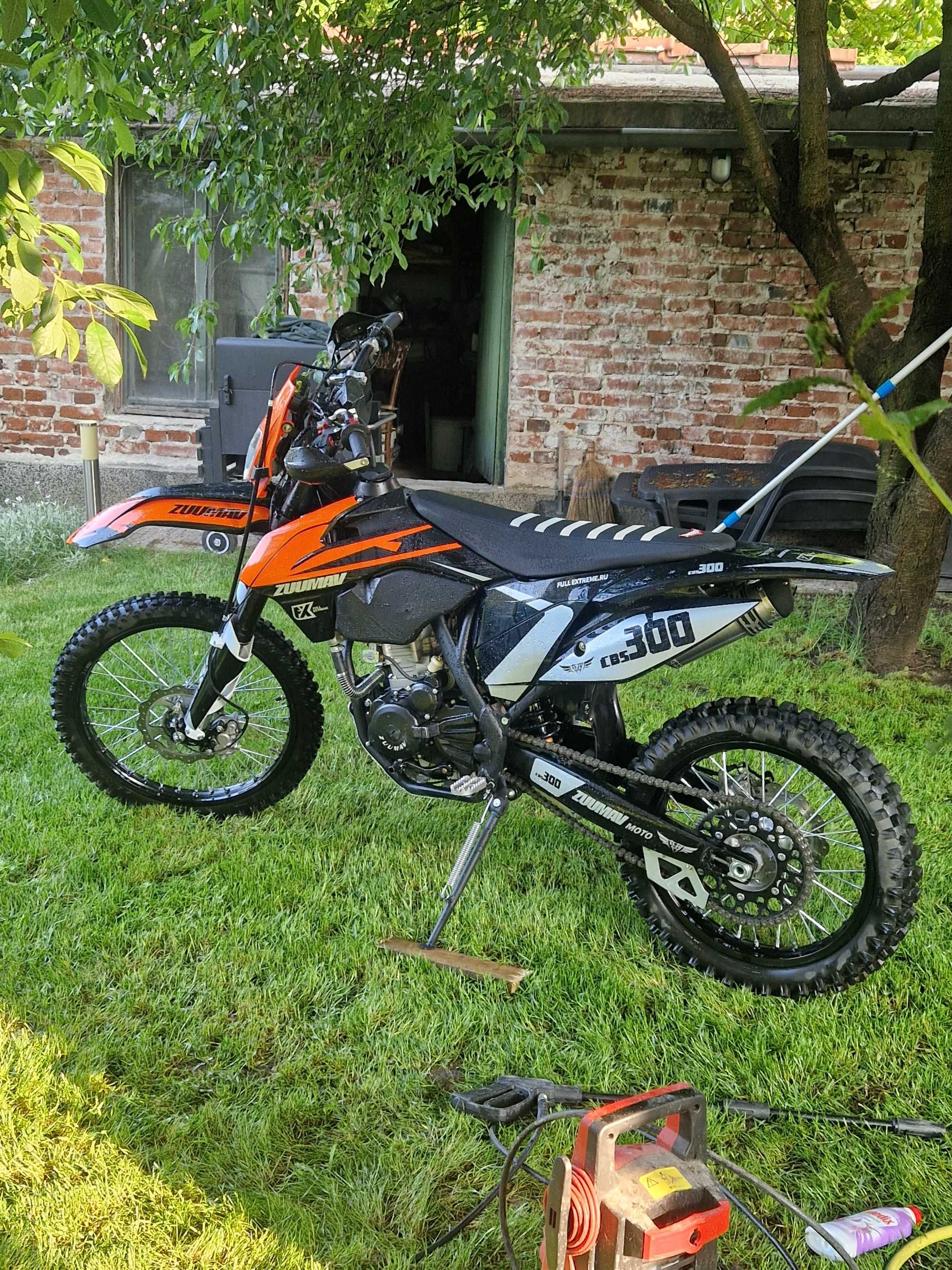 ZUUMAV K7 CBS300 Чисто нов каран е няколко пъти на 350км е
