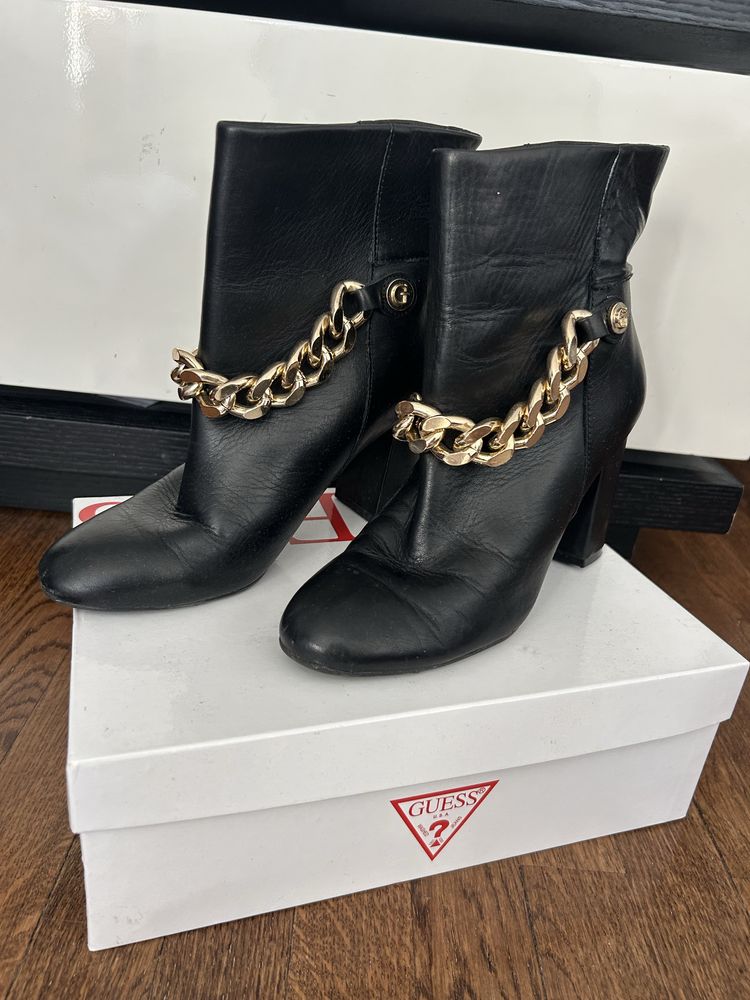 Дамски боти Guess