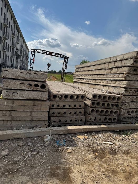 Б/у Бетон плита, балка, калонналар сотилади.
