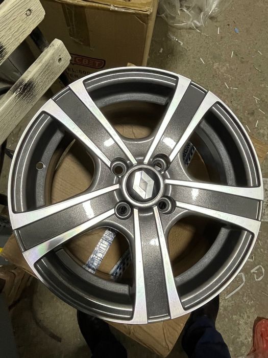 Новый диск один. Tech Line 539 6x15 PCD 4x100 ET 40 DIA 60.1 BDM