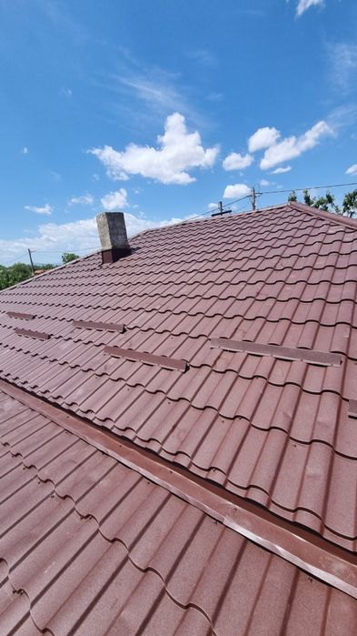 Acoperisuri complete meseriasi acoperis montatori profi  reparatii