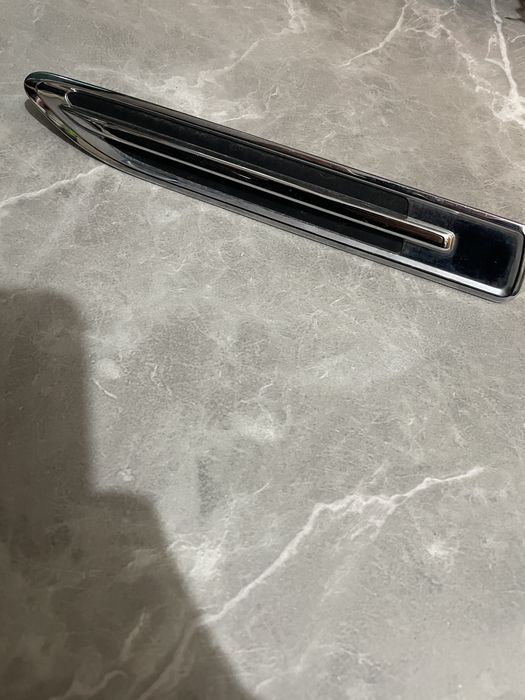 Ornament aripa stanga fata Ford Mondeo