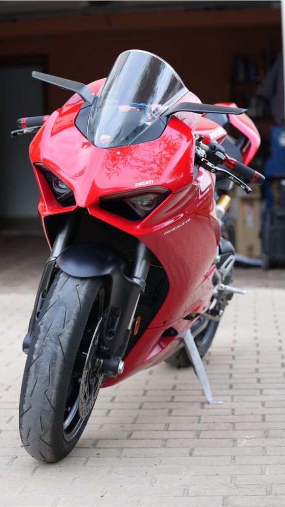 Ducati Panigale v2