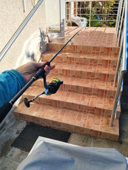 Спининг въдица+макара