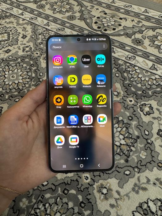 Продам samsung s22 в хорошем состояний