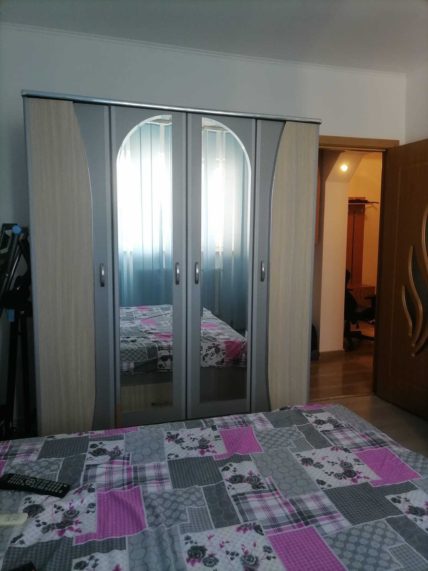 Ofer spre inchiriere apartament in regim de garsoniera