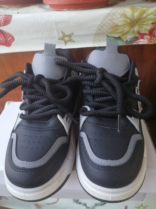 OFERTA, OFERTA : Adidași noi (mărimea 36)