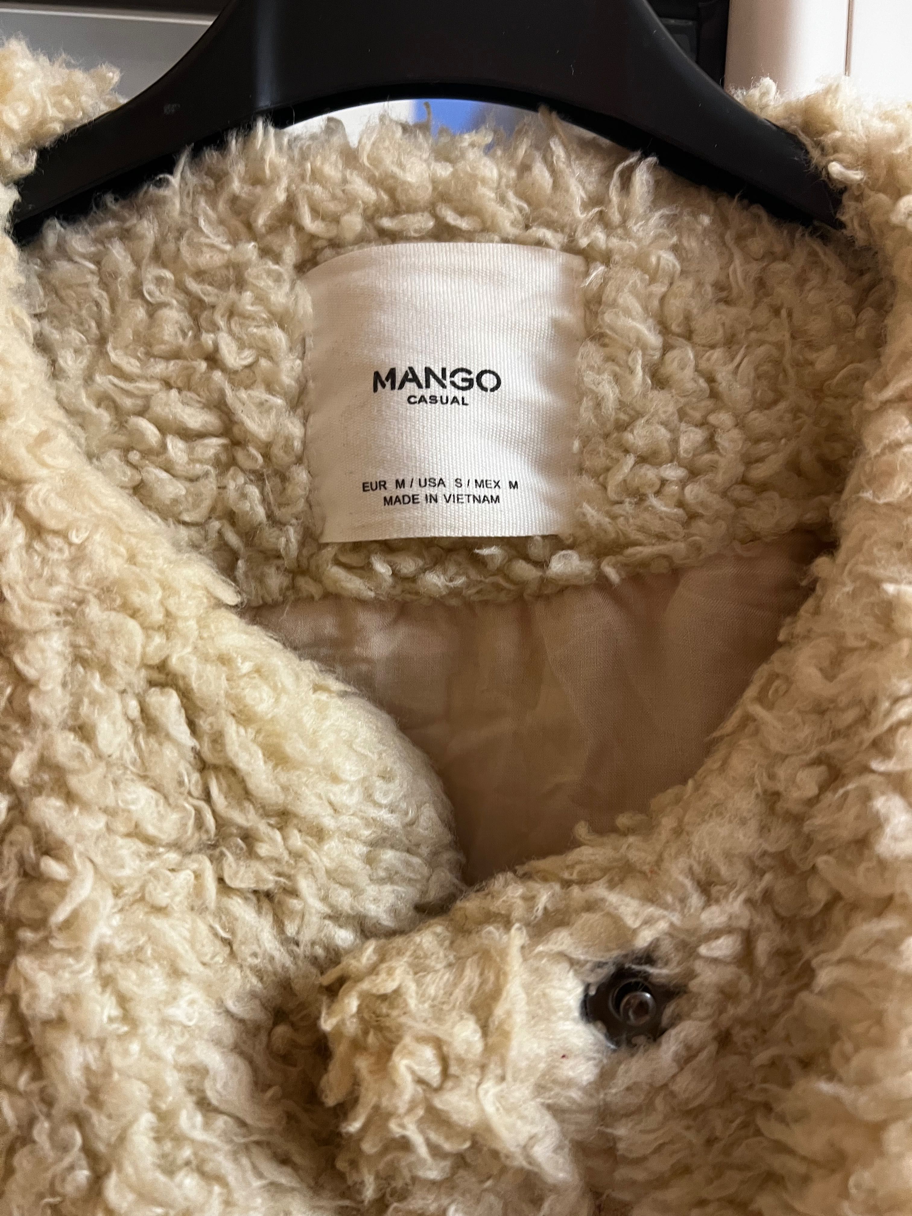 Mango бежово палто