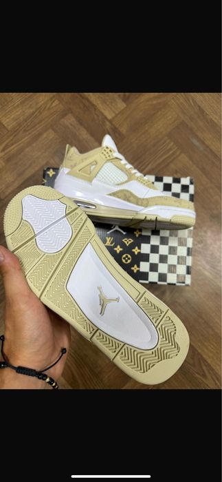 Air Jordan 4 Retro X Louis Vuttonn