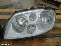 Far stanga Volkswagen Touran din 2004 volan pe stanga