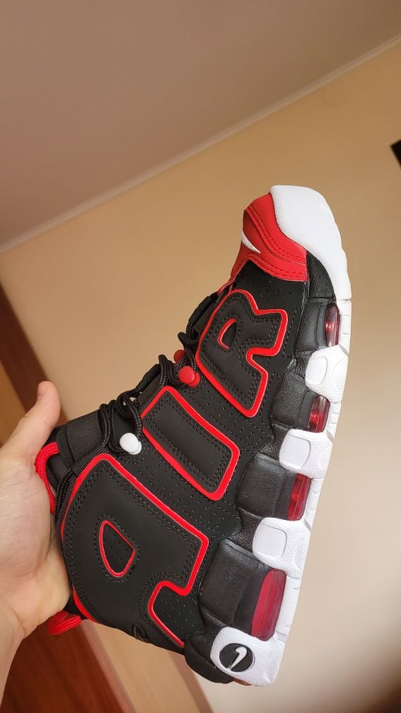 Nike Air More Uptempo '96 Size 41 EU