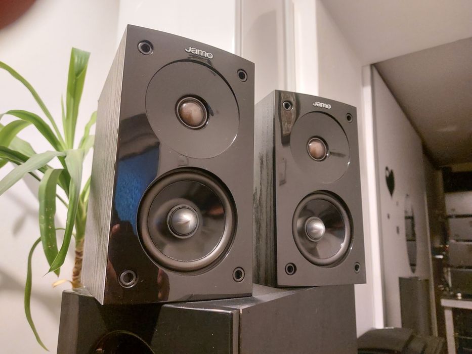 Boxe surround Jamo S 60
