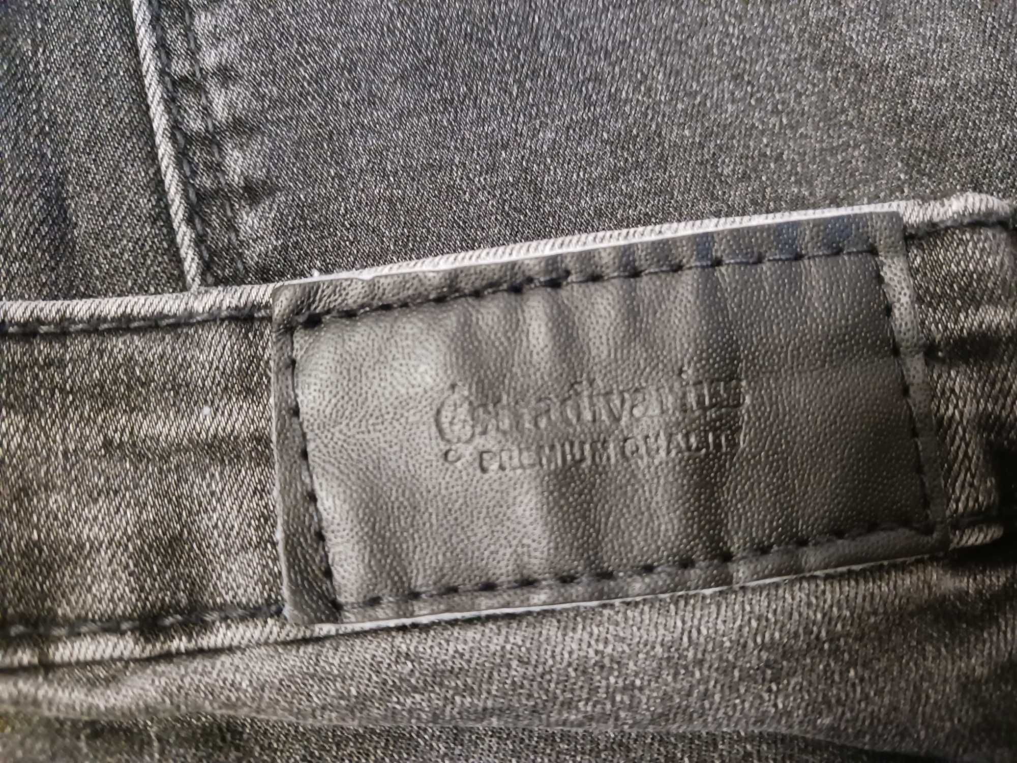 Дамски дънки Stradivarius premium quality