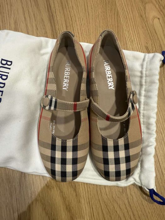 Детски обувки burberry