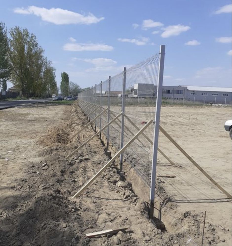 Garduri din plasa bordurata